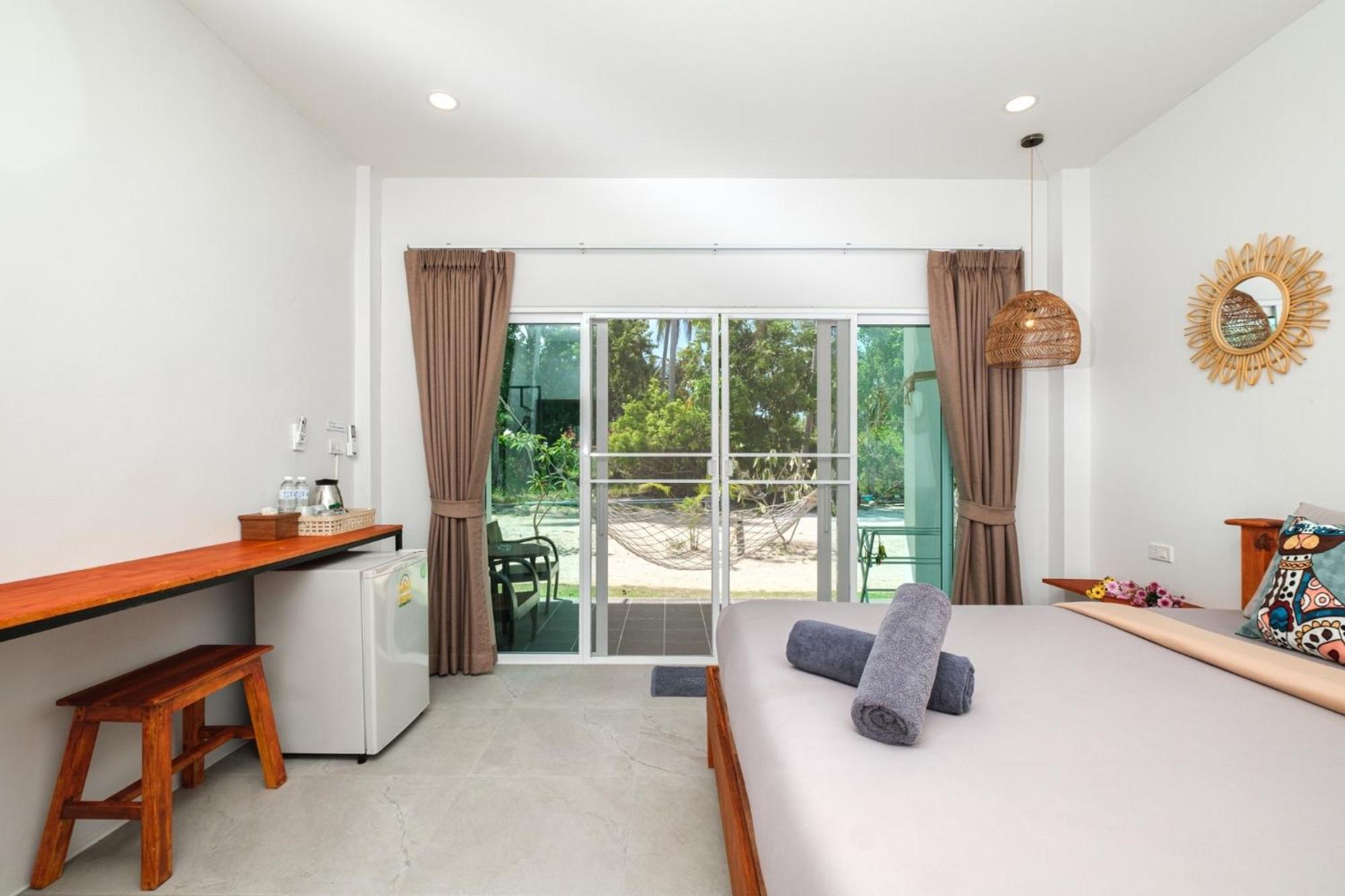 All At Sea Beach Resort Baan Tai Exterior photo